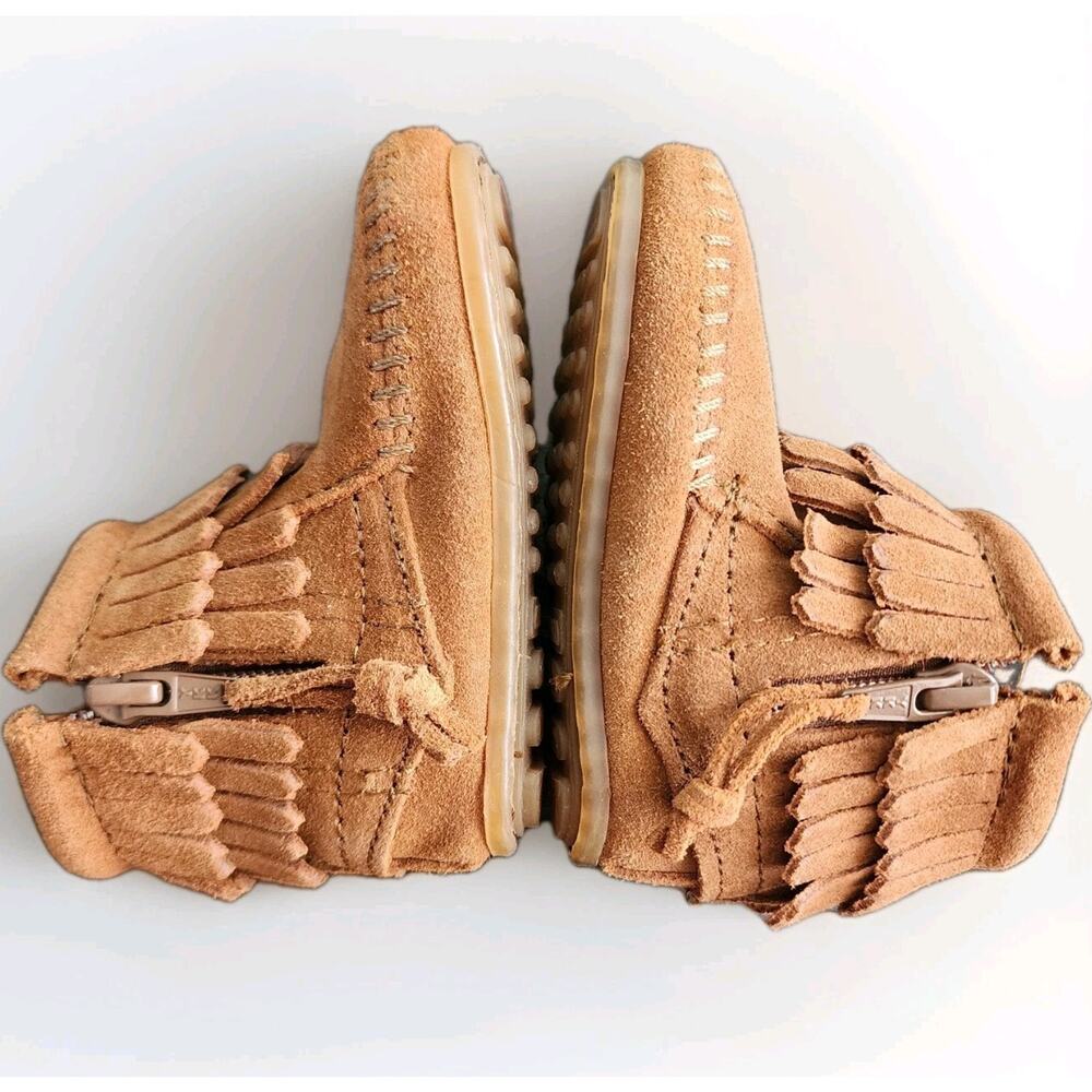 Minnetonka Youth Size 3 Brown Suede Fringe Zip Ankle Moccasin Boots - Picture 4 of 8